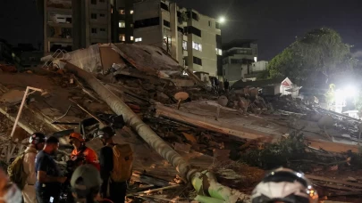 Son Dakika: Venezuela'da art arda korkutan depremler! Ülkede OHAL ilan edildi