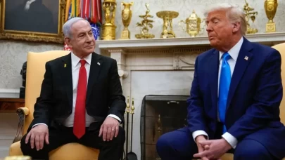 Trump, Netanyahu'nun dizlerini titretti: Yalnız kalabilirsin