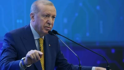 Cumhurbaşkanı Erdoğan'dan belediyelere sert uyarı: Kamu malı kimsenin babasının malı değildir