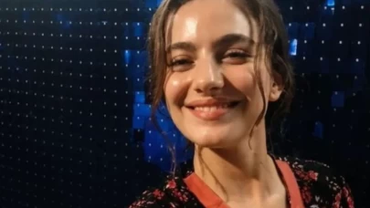 Taşacak Bu Deniz’in Eleni’si Ava Yaman’ın sezon finali kıyafeti olay oldu