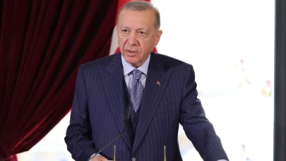Cumhurbaşkanı Erdoğan'dan diplomasi trafiği! Komşu liderlerle görüştü
