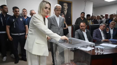 Akçakoca Belediyesi CHP'den AK Partiye geçti!