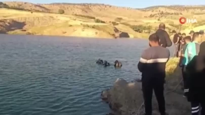 15 yaşındaki çocuk serinlemek için girdiği gölette boğuldu
