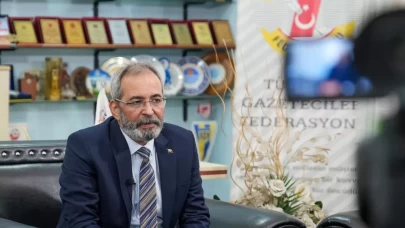 Eski belediye başkanı 'nitelikli dolandırıcılık' suçundan tutuklandı