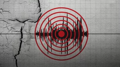 Akdeniz gece yarısı sallandı! 6.2'lik deprem 4 ülkede hissedildi
