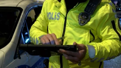 Polisin 'Dur' ihtarına uymayıp kaçtı: 685 bin liraya yakın ceza kesildi