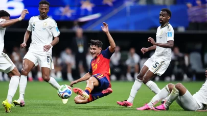 İspanya, Suudi Arabistan'a gol oldu yağdı!