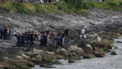 2 gündür aranan polis memuru deniz kıyısında ölü bulundu