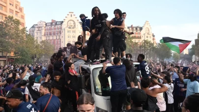 PSG'nin Şampiyonlar Ligi zaferi Fransa'yı karıştırdı