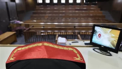 Savcıların şifresiyle UYAP'a girip FETÖ dosyalarını kapatmışlardı! Davada karar çıktı