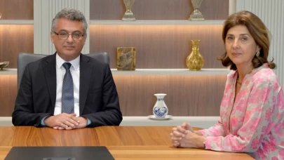 Kıbrıs’ta kritik görüşme: Erhürman, BM Temsilcisi Holguin’le buluştu!
