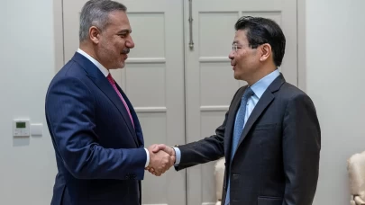Bakan Fidan'dan Singapur'da peş peşe diplomasi trafiği