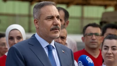 Bakan Fidan'dan mülteci kampına ziyaret: Türkiye'nin yardım eli her yere uzanmış durumda