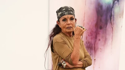 Michèle Lamy kimdir? Kanye West konserindeki gizemli kadın ifşa oldu