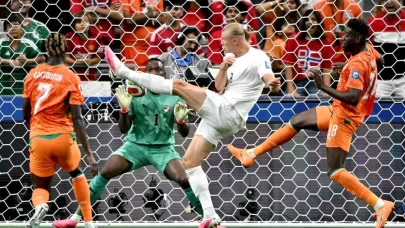 Haaland sahneye çıktı! Norveç son 16'ya turladı
