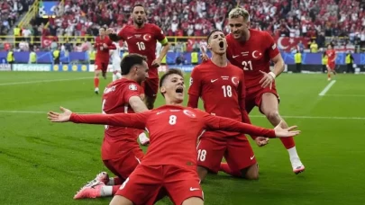 İstanbul Milli Maç izleme yerleri! İlçe ilçe dev ekran listesi 2026
