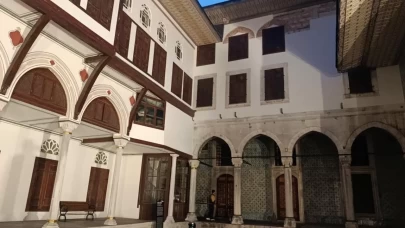 Topkapı Sarayı gece ziyaretlerine kapılarını açtı