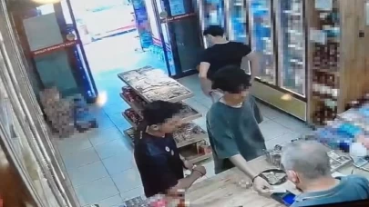 Düşen kartı bulup alışveriş yaptılar