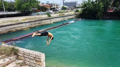 Boğulma vakalarına rağmen gençler tehlikeye meydan okuyor!