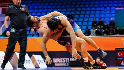 Milli sporcular Moğolistan'da ilk günden madalyaları kaptı!