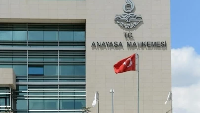 AYM süresiz nafaka düzenlemesini iptal etti