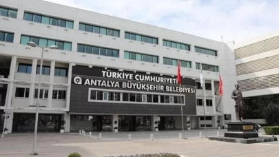 Antalya'da yeni dalga operasyon: 10 kişi gözaltına alındı