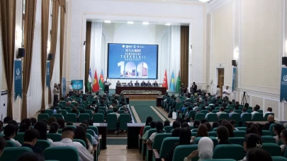 Türkoloji tarihine vefa borcu: 100 yıllık vasiyet Semerkant'ta hayata geçiyor