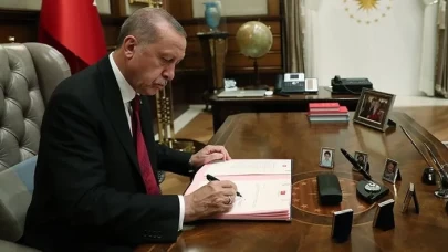Resmi Gazete'de yayımlandı: Bakanlıkta görevden alma ve atama kararları
