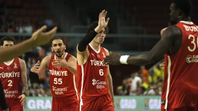 12 Dev Adam 6'da 6 peşinde!
