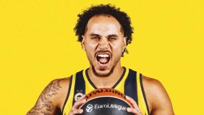 Fenerbahçe Shane Larkin ile 2 yıllık anlaşmaya vardı