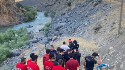 Şırnak’ta akıntıya kapılan Erkan Sak’ı arama çalışmaları sınır ötesine taşındı