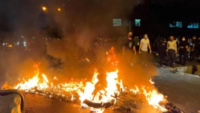 İran'da kanlı protestoların bilançosu ağırlaşıyor
