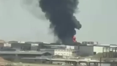 Başkentte yangın felaketi! Alevler yan fabrikaya sıçradı