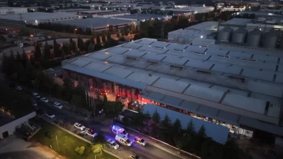 Eskişehir’de plastik fabrikasında yangın: 4 kişi dumandan etkilendi