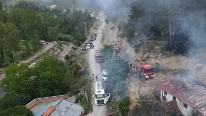 Kastamonu’da evden ormana sıçrayan yangın 4,5 saatte söndürüldü