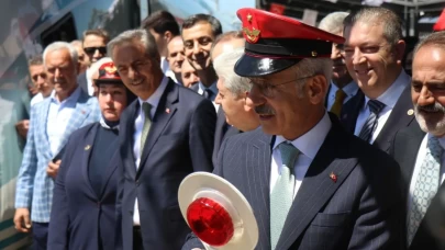 Bakan Uraloğlu açıkladı: Türkiye 2053'te 28 bin 500 kilometrelik demir yolu ağına ulaşacak