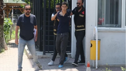 Antalya'da kan donduran olay: "İçine şeytan girdi" diyerek ablalarına saldırdı