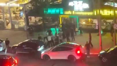 Avcılar’da kafede başlayan tartışma bıçaklı kavgaya dönüştü