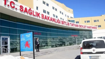 Yuttuğu düğme pil yemek borusunda sıkışan küçük Mihrimah sağlığına kavuştu