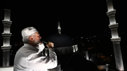 15 Temmuz sela saat kaçta okunacak? Diyanet 15 Temmuz sela saati ve il il sela okunacak saat!