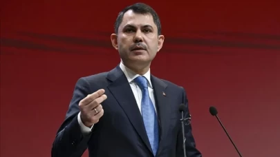 Bakan Murat Kurum Malatya'da depremzedeleri ziyaret etti: '11 şehir bizim evimiz, ailemiz'