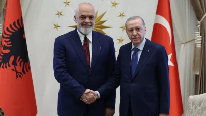 Cumhurbaşkanı Erdoğan, Arnavutluk Başbakanı Rama'yı Antalya'ya davet etti