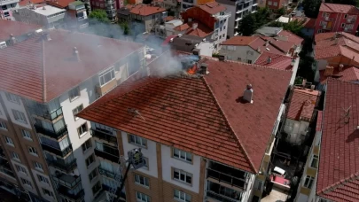9 katlı binanın çatısında yangın çıktı