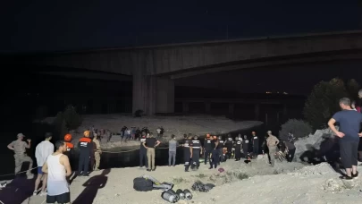 Fırat Nehri'nde tehlikeli bekleyiş!