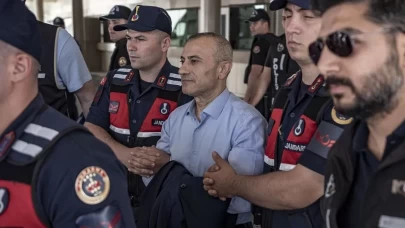 Eski Vali Tuncay Sonel'in telefonundan çıkan mesaj şoke etti!