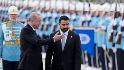 Irak Başbakanı Zeydi askerleri Türkçe selamladı!