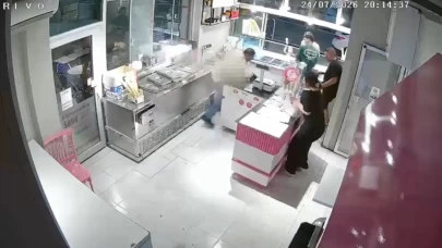 Adana'daki silahlı saldırının görüntüleri ortaya çıktı! Görüntülü konuşmanın ardından ateş açtı