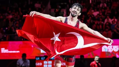 Kerem Kamal'dan Macaristan'da gümüş madalya