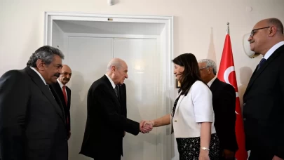 MHP Lideri Bahçeli, DEM Parti heyetini TBMM'de kabul etti