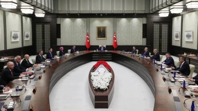 Kabine bugün toplanıyor! Gündemde NATO Zirvesi, F-35, Gazze ve ekonomi var